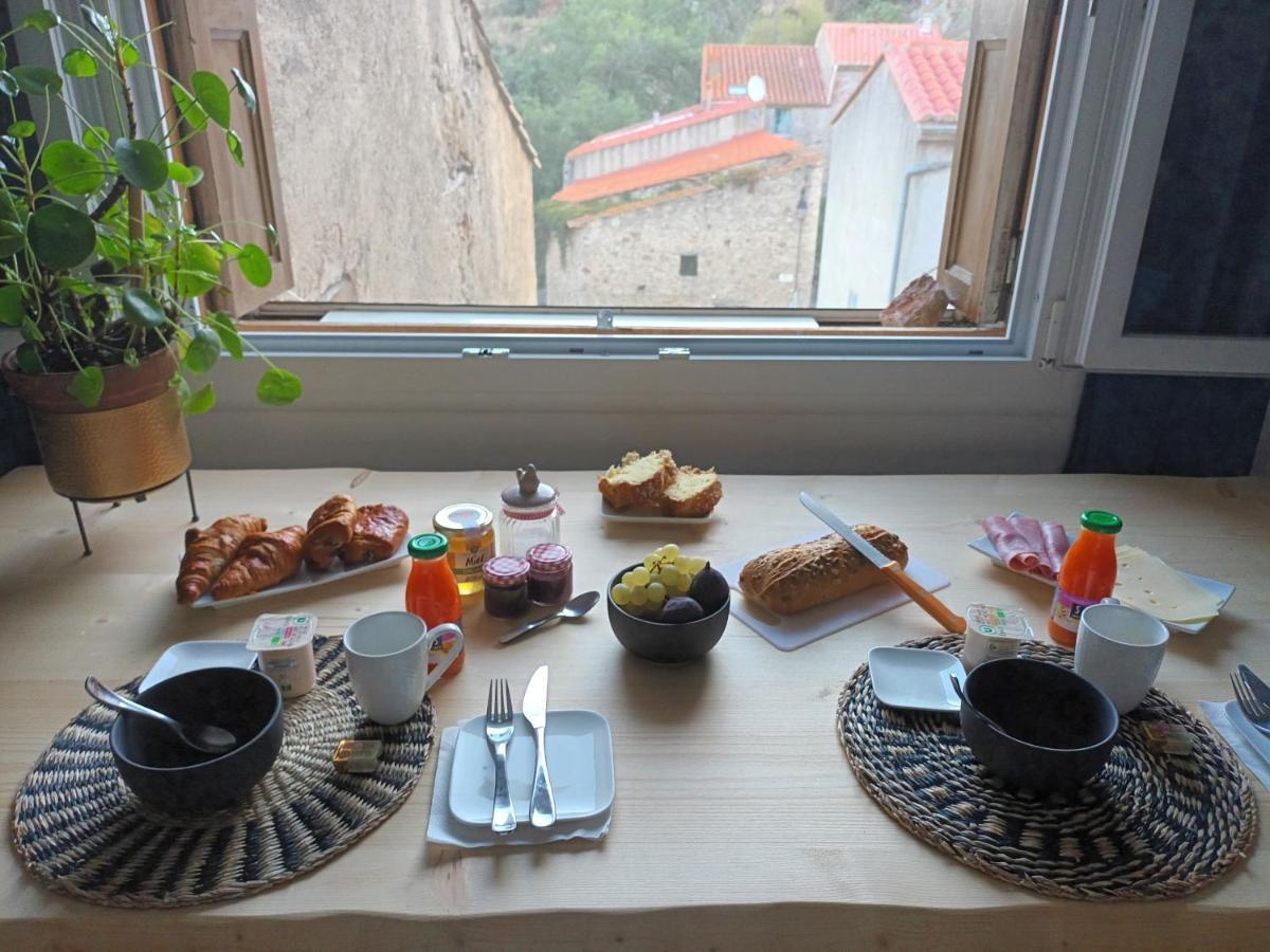 B&B Chambres "Chez Meme Germaine" Caramany Luaran gambar