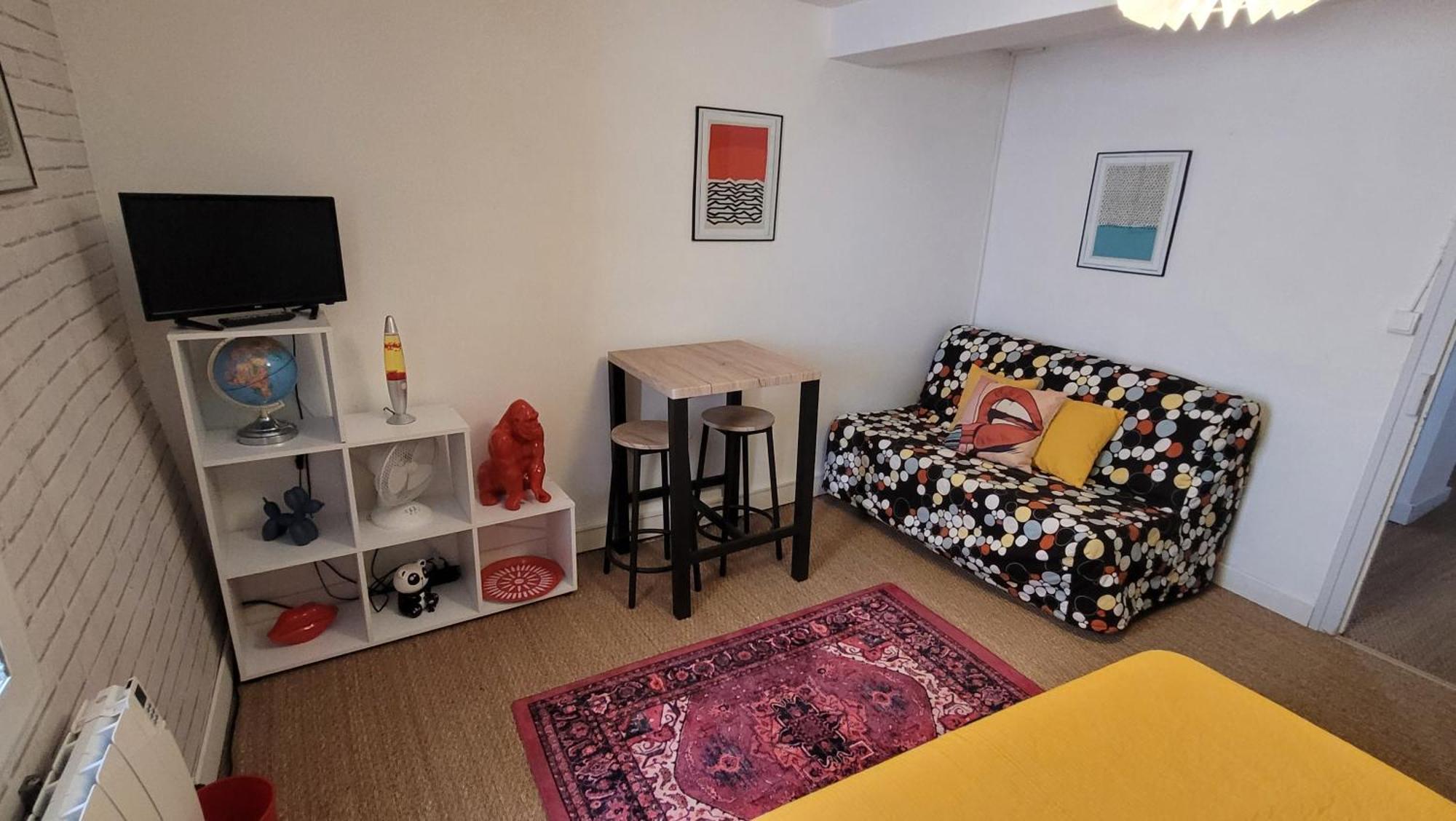 B&B Chambres "Chez Meme Germaine" Caramany Luaran gambar